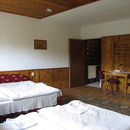 Stará Lesná Ubytovanie 184, Bed And Braekfast 184 מראה חיצוני תמונה