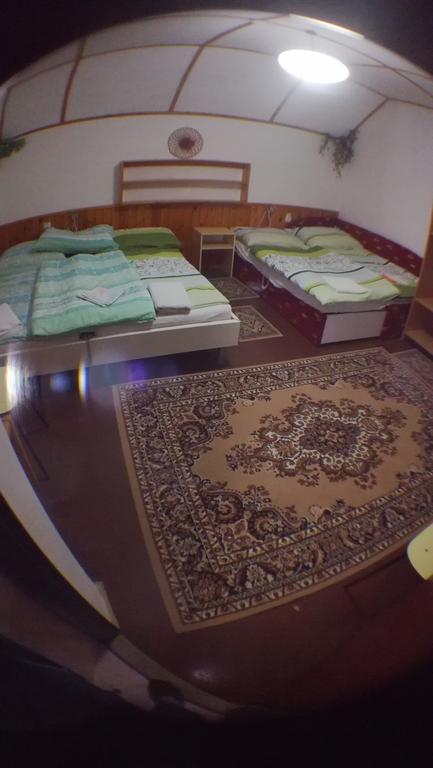 Stará Lesná Ubytovanie 184, Bed And Braekfast 184 מראה חיצוני תמונה